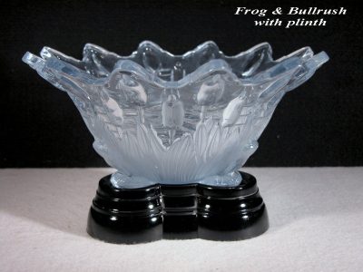 Sowerby Glass Frog & Bullrushes