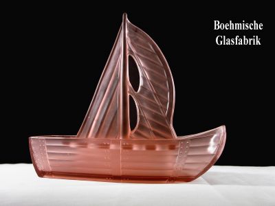Boehmische Glasfabrik Boat Posy Bowl