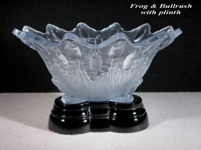 Sowerby Glass Frog & Bullrushes