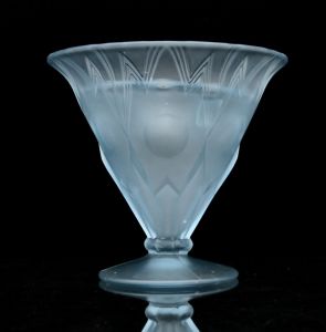 August Walther & Sohne Kathe Vase